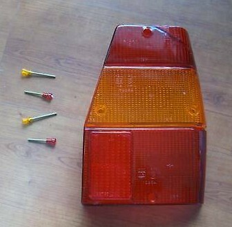 Plastica posteriore destra - plastica,